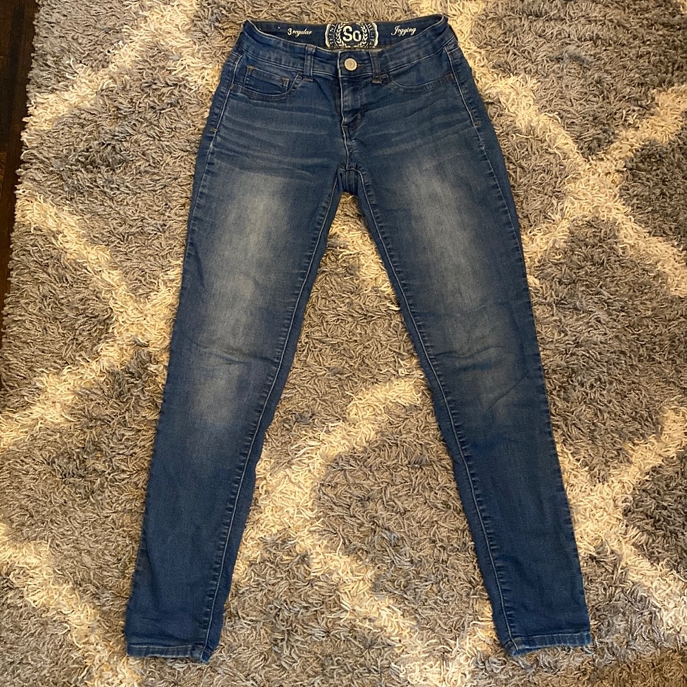 Juniors skinny jeans size 3